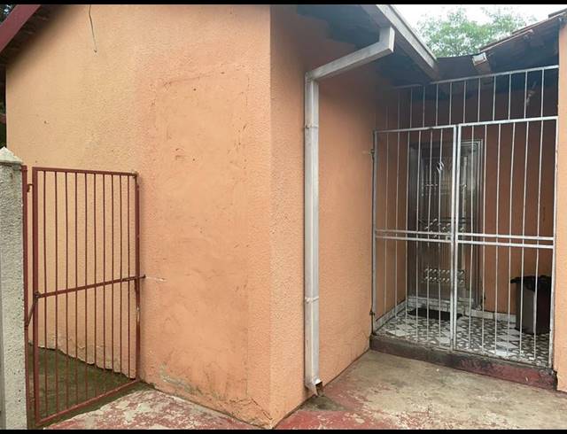 3 BEDROOM HOUSE FOR SALE IN SASOLBURG EXT 11